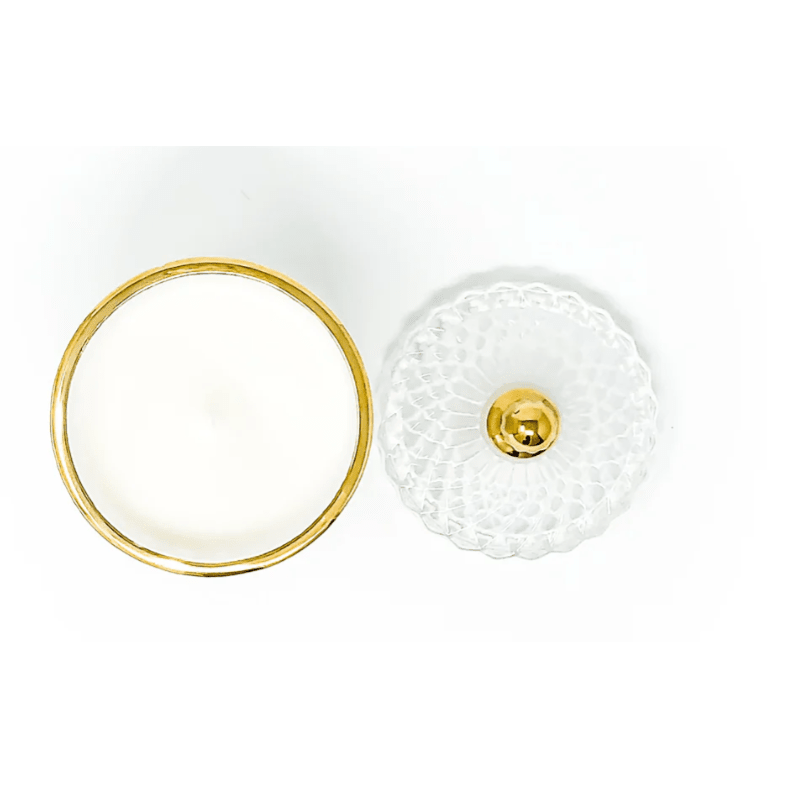 Bella Candle - White and Gold - Scent White Tea+ Jasmine - White Farmhouse Flowers