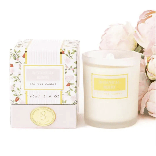 Botanical Berry Soy Wax Candle - White Farmhouse Flowers