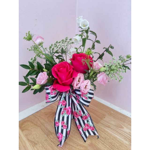 Bouquet of the Month Arrangement-July - White Farmhouse Flowers