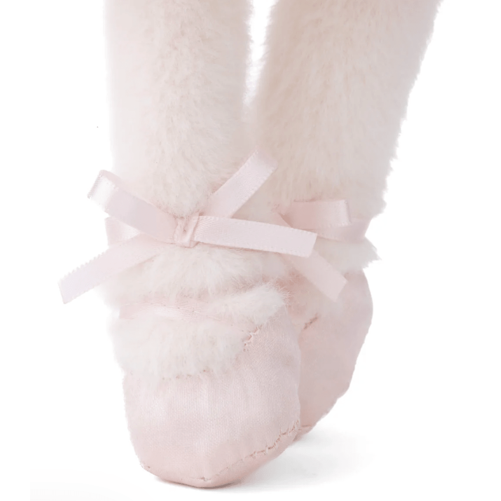 Dancing Jayleen - Light Pink - White Farmhouse Flowers