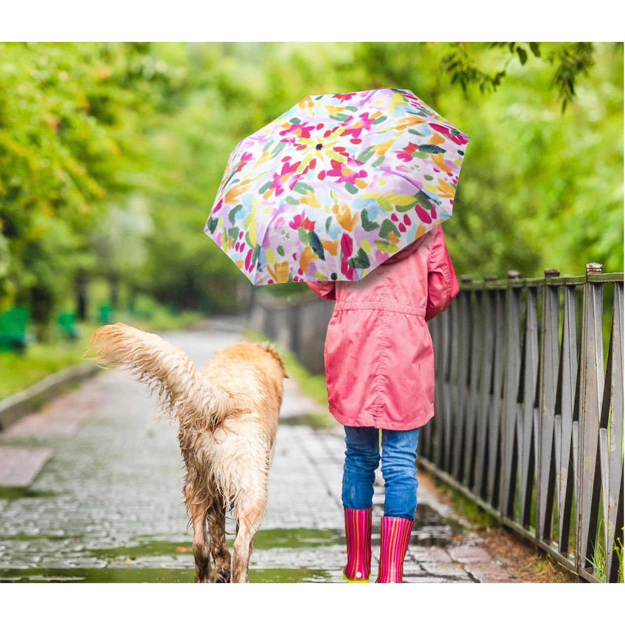 Floral Motif Compact Manual Umbrella - White Farmhouse Flowers