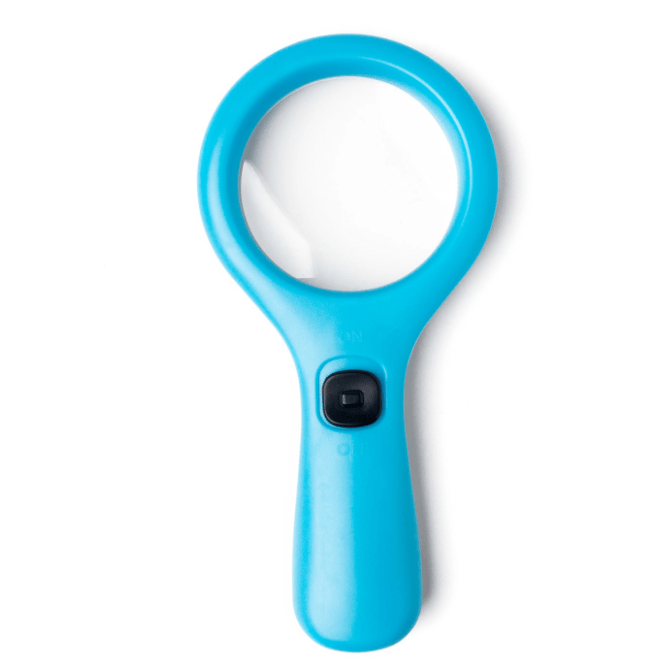 Get a Clue LED Magnifier - White Farmhouse Flowers