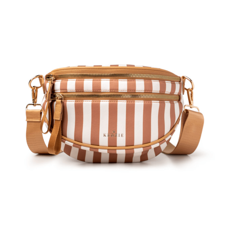 Kedzie Sloane Day Pack - White Farmhouse Flowers
