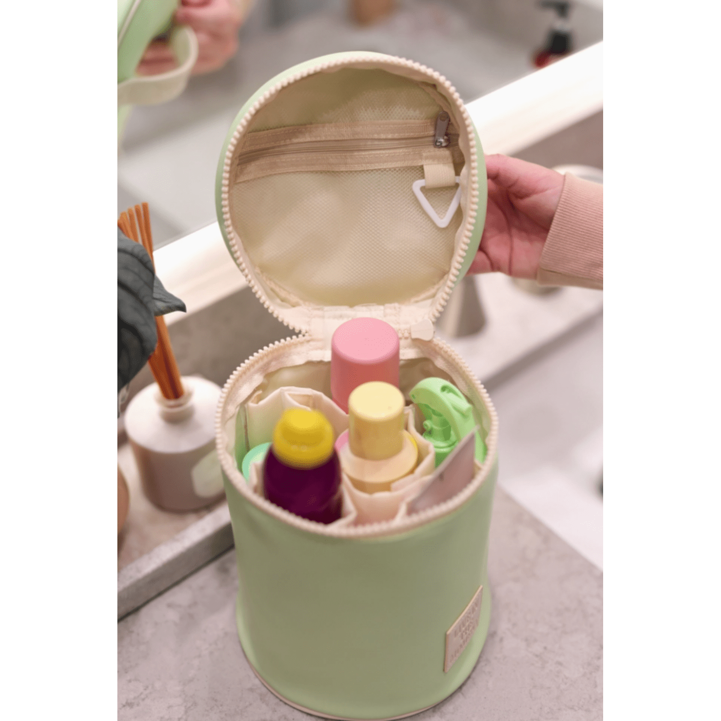 Lime Barrel Organizer Toiletry Bag - Live in the Moment - White Farmhouse Flowers