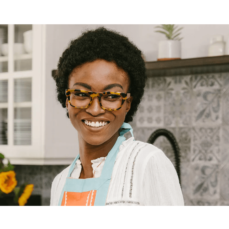 Peepers Goldie - Tokyo Tortoise/Wine Picnic Reading Glasses - White Farmhouse Flowers