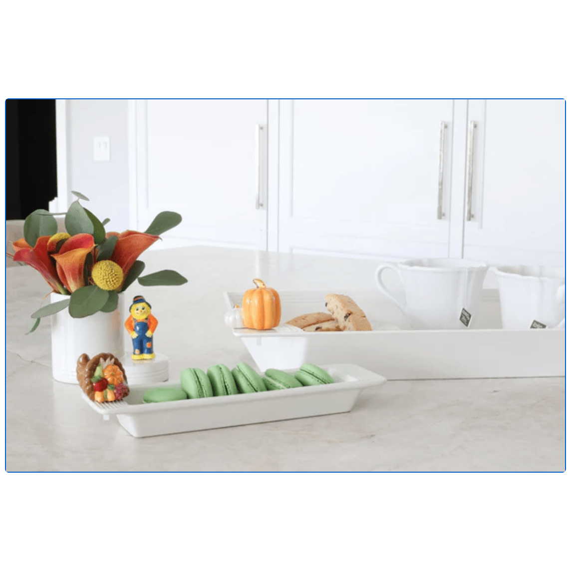 Pinstripes Cracker Tray - White Farmhouse Flowers