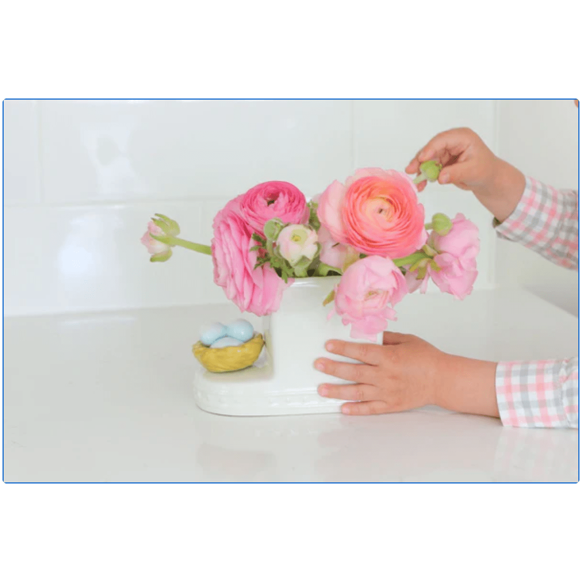 Robin's Egg Blue Mini - White Farmhouse Flowers