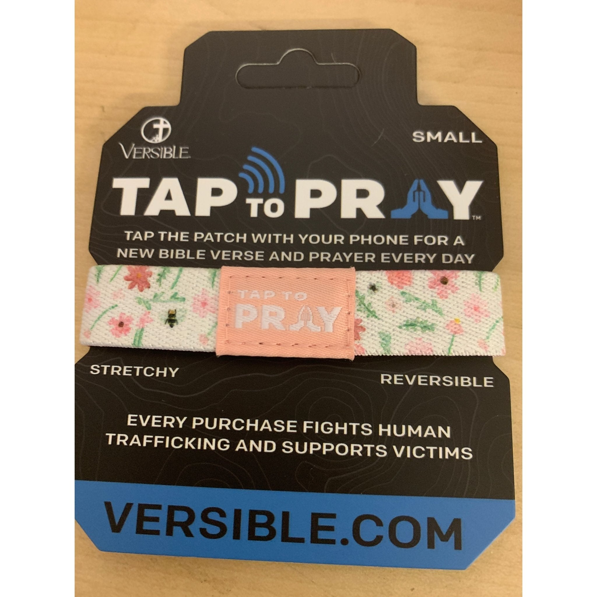 Tap to Pray Wristband - Meadows - White - White Farmhouse Flowers