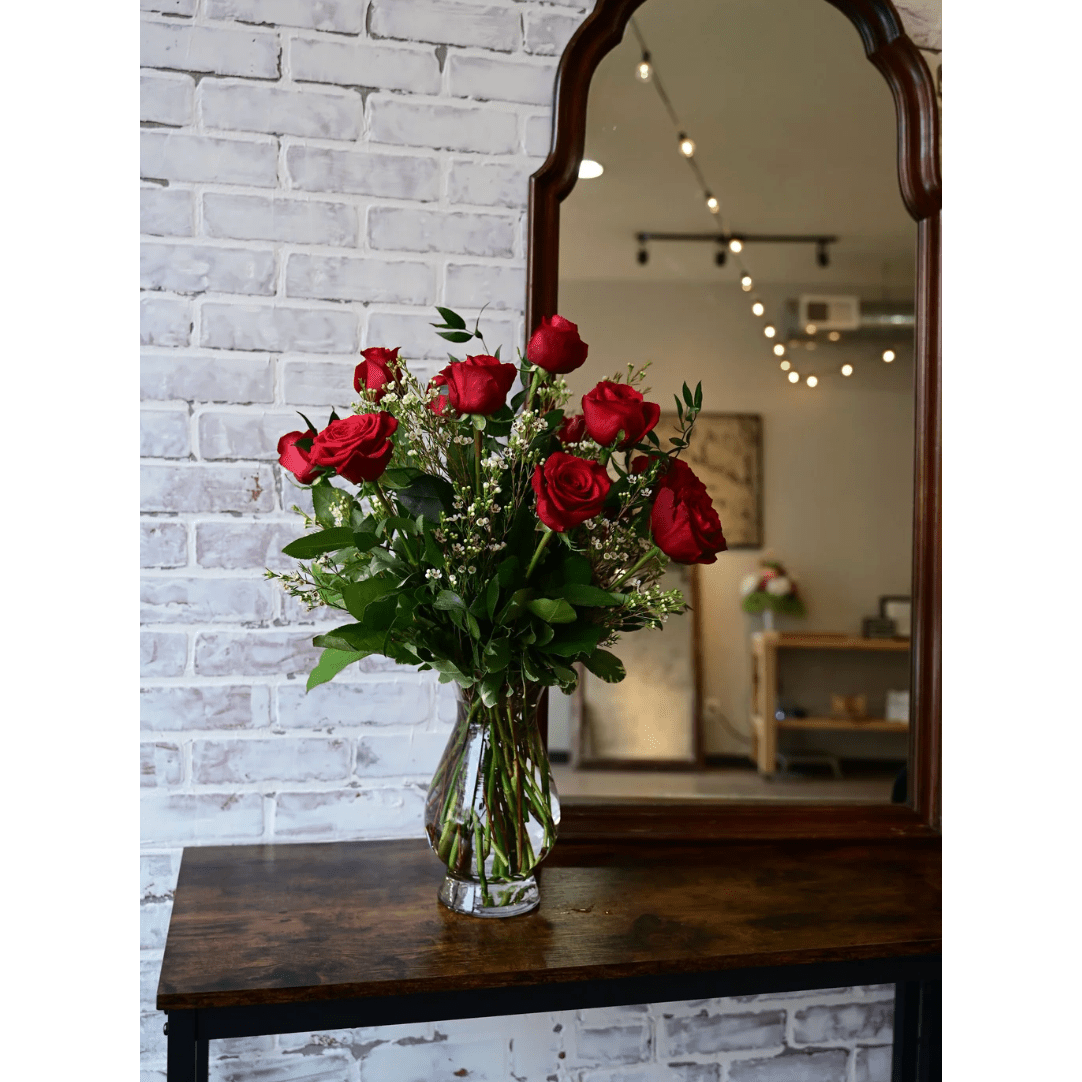 Two Dozen Roses | Red - White Farmhouse Flowers