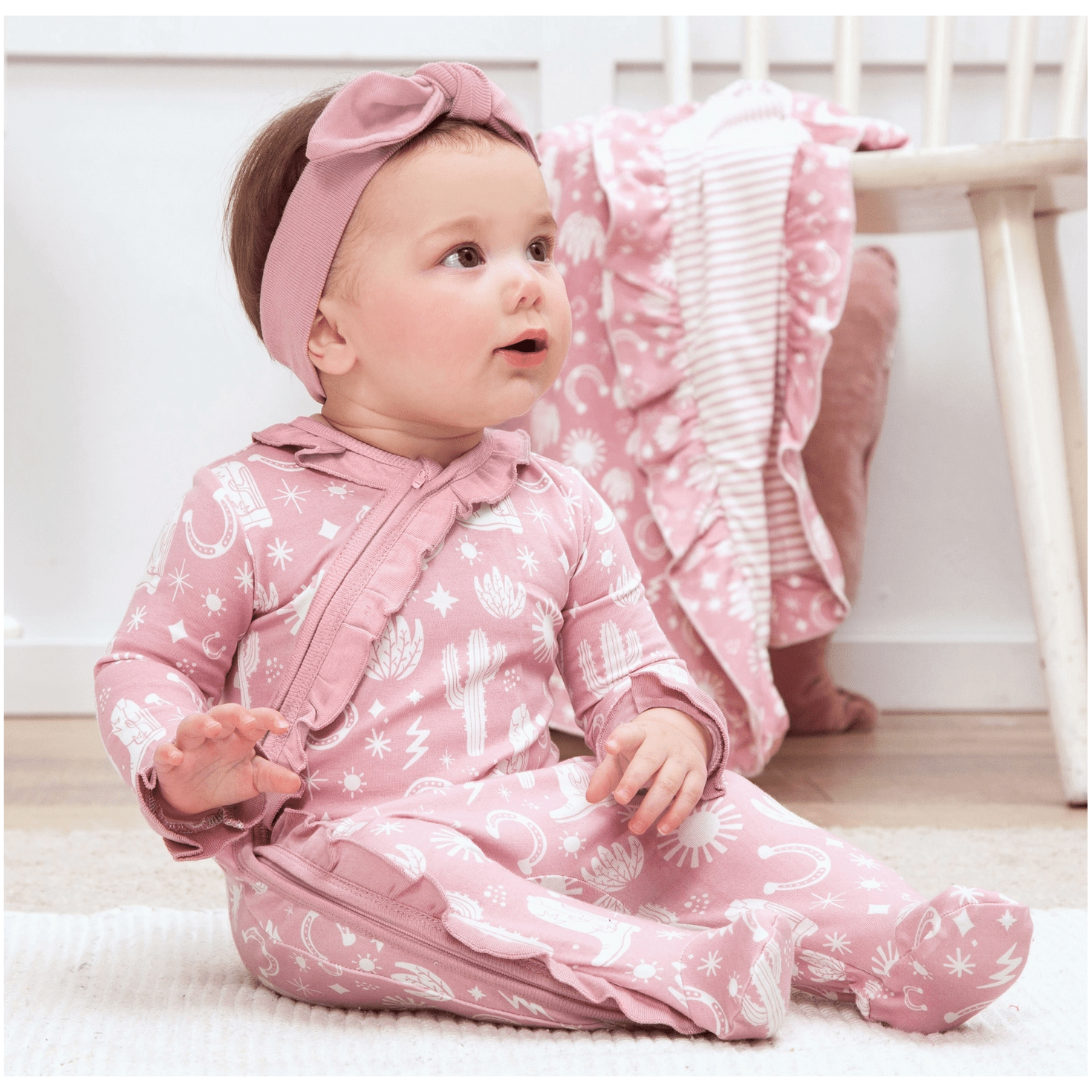 Wild West/Pink Bamboo Zipper Romper - White Farmhouse Flowers