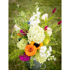 White Farmhouse Flowers Gift Card.