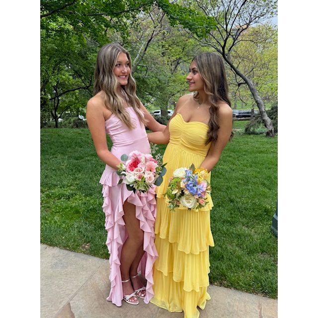 Homecoming|Prom|Bouquets