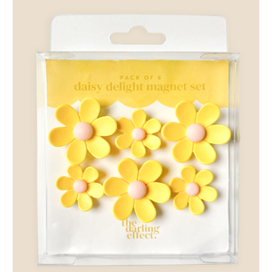 Yellow Daisy Delight Magnet Set