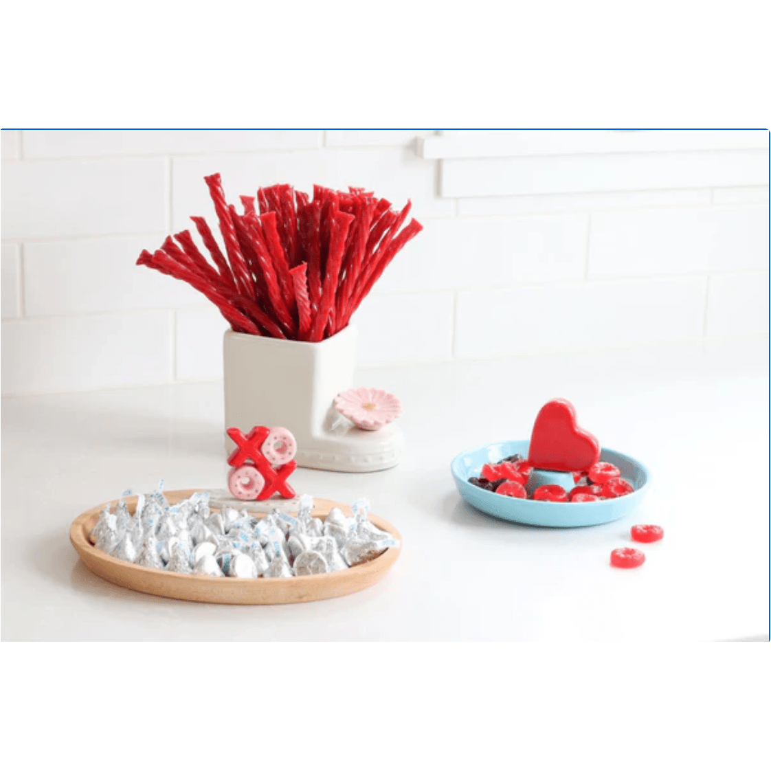 Be Mine Mini - White Farmhouse Flowers