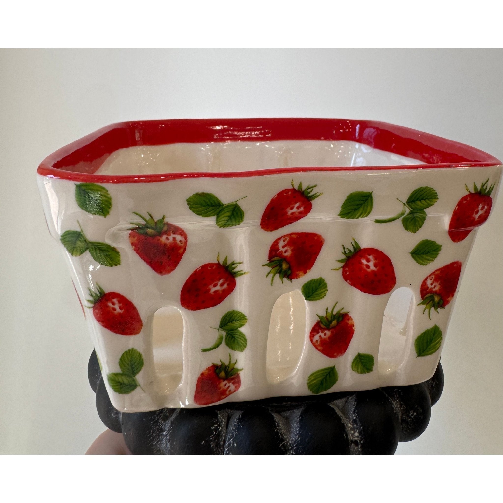 Berry Fruit Crate - White Farmhouse Flowers