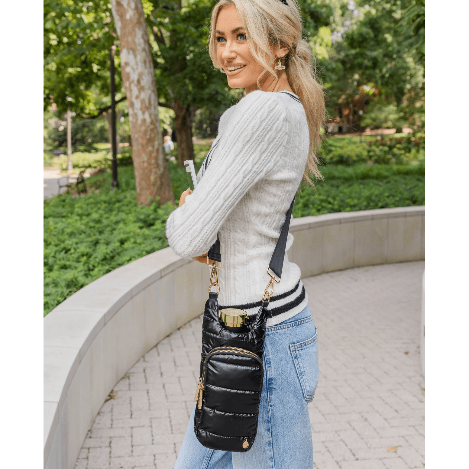 Black Shiny HydroBag with Gold Hardware - White Farmhouse Flowers
