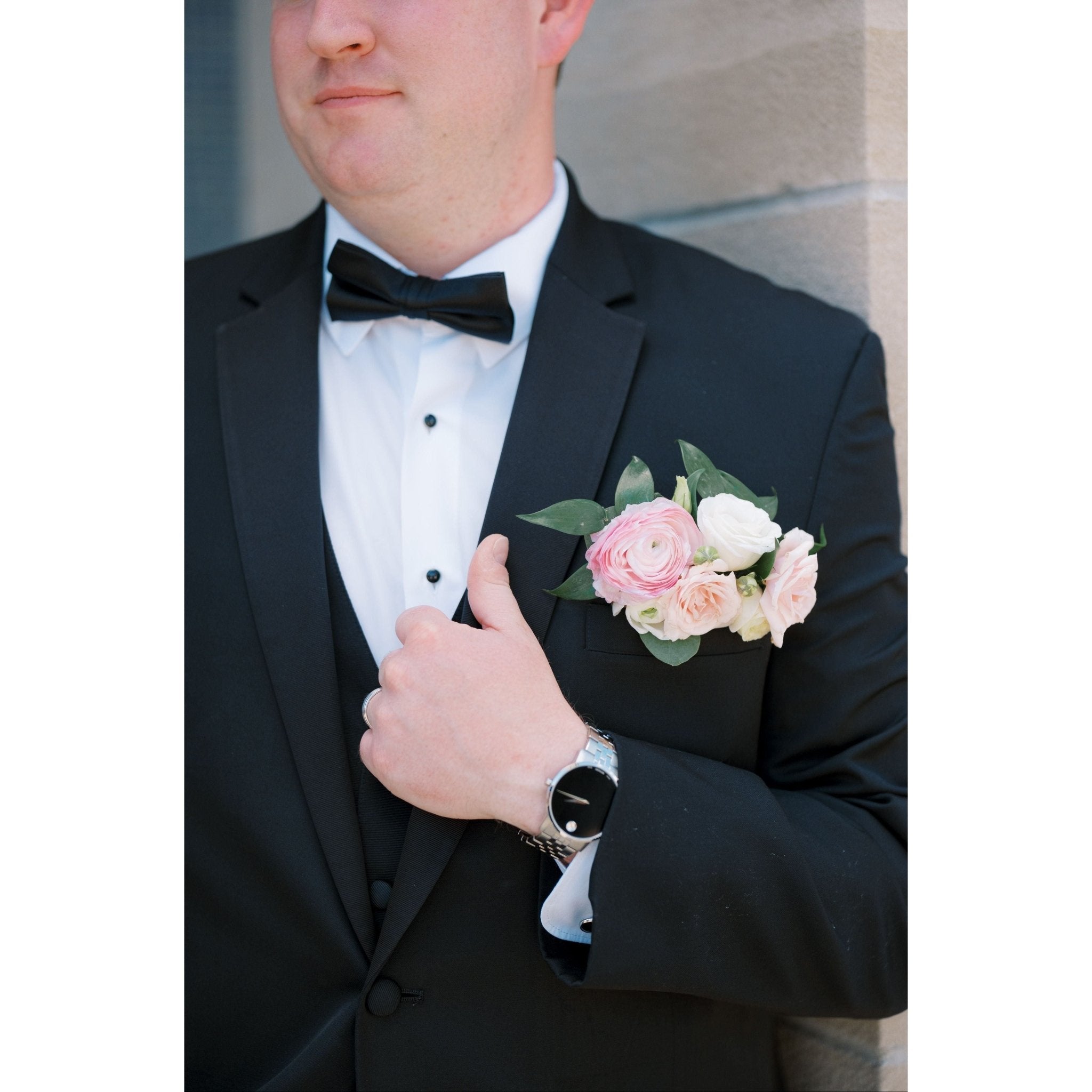 Boutonniere – Prom, Wedding & Event Flowers in Parkville, MO - White Farmhouse Flowers