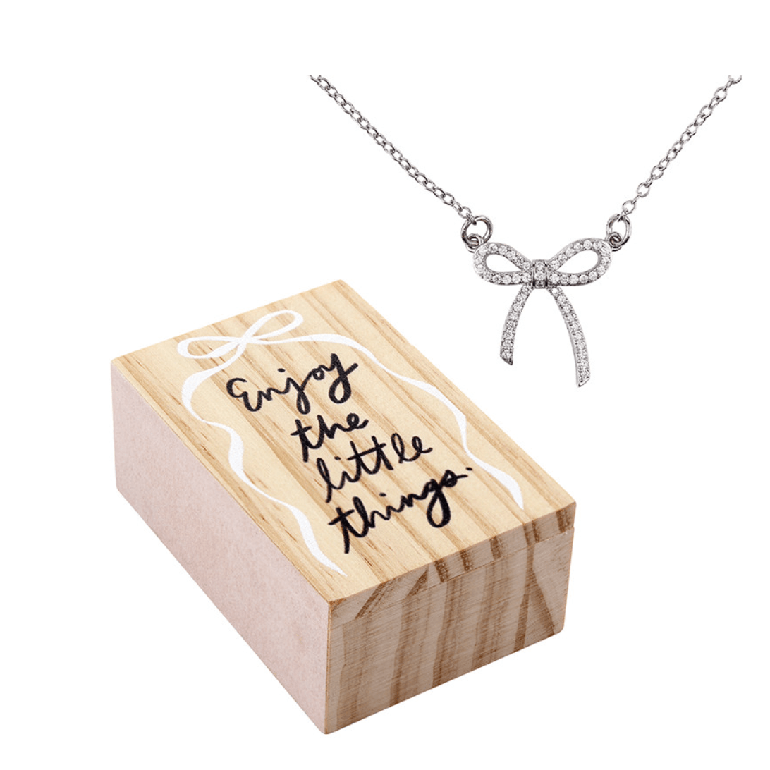 Enjoy the Little Things Bow Necklace - White Farmhouse Flowers