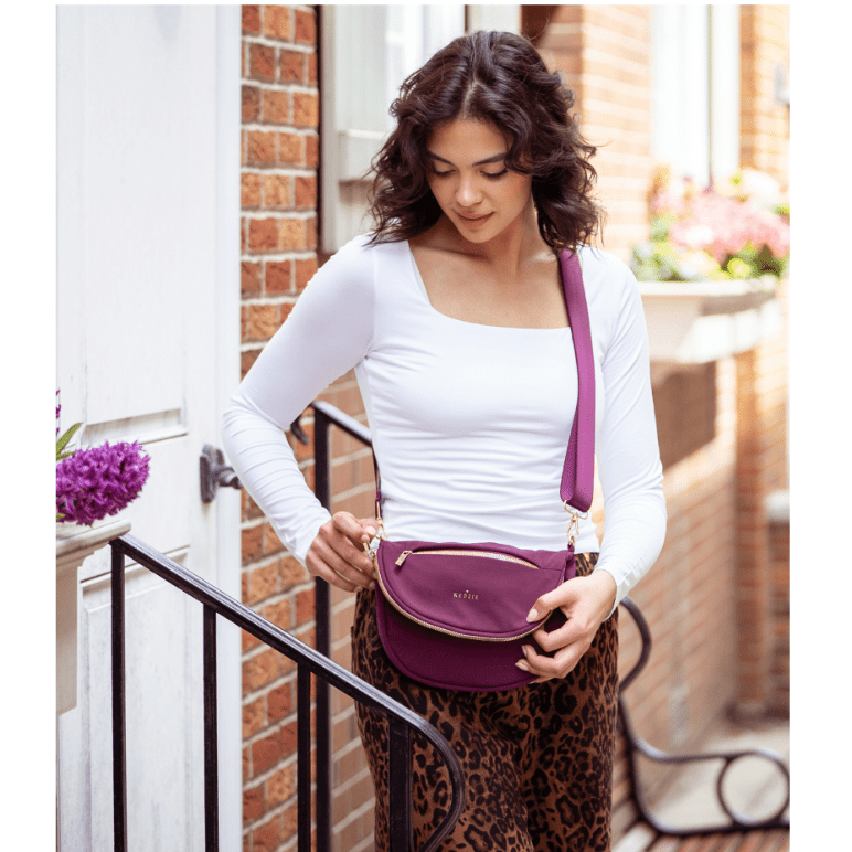 Kedzie Quinn Crossbody - White Farmhouse Flowers