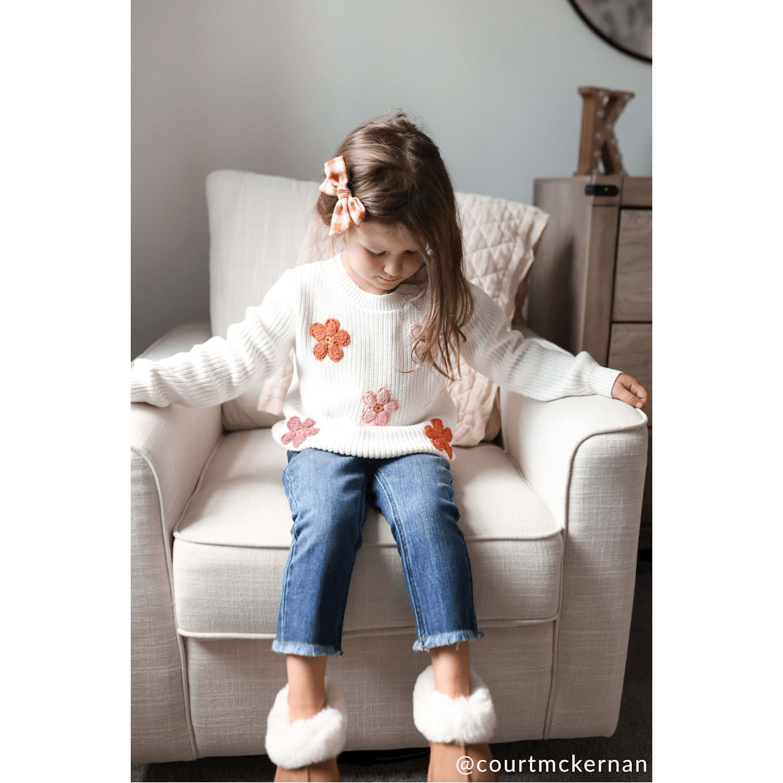 Kids Daisy Sweater - White Farmhouse Flowers