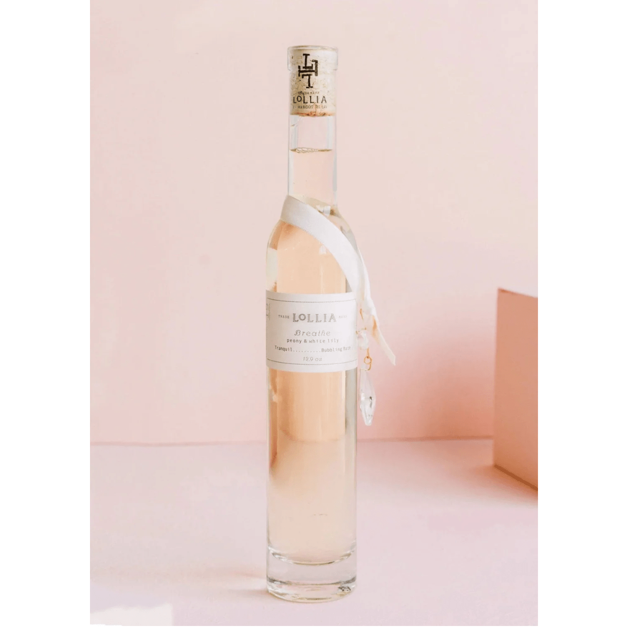 Lollia Breathe Bubble Bath - White Farmhouse Flowers