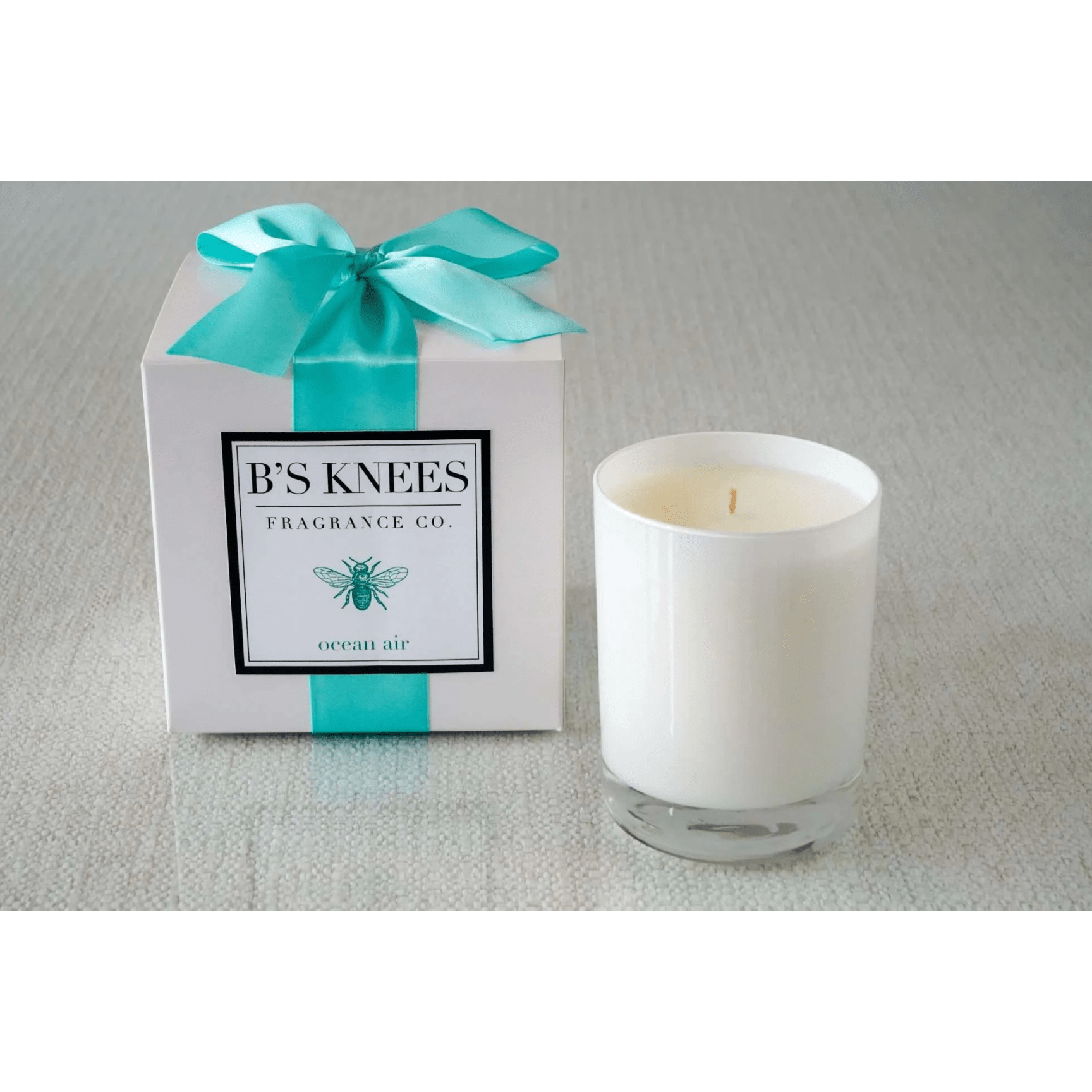 Ocean Air 1 Wick White Glass Candle - White Farmhouse Flowers