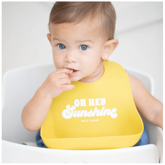 Oh Hey Sunshine Wonder Bib - White Farmhouse Flowers