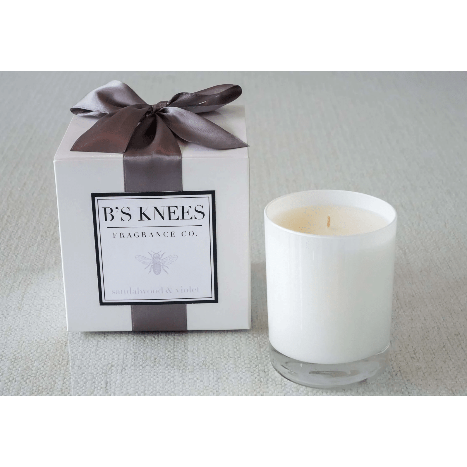 Sandalwood and Violet 1 Wick White Glass Candle - White Farmhouse Flowers