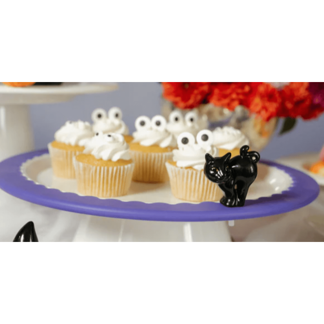 Scaredy Cat Mini - White Farmhouse Flowers
