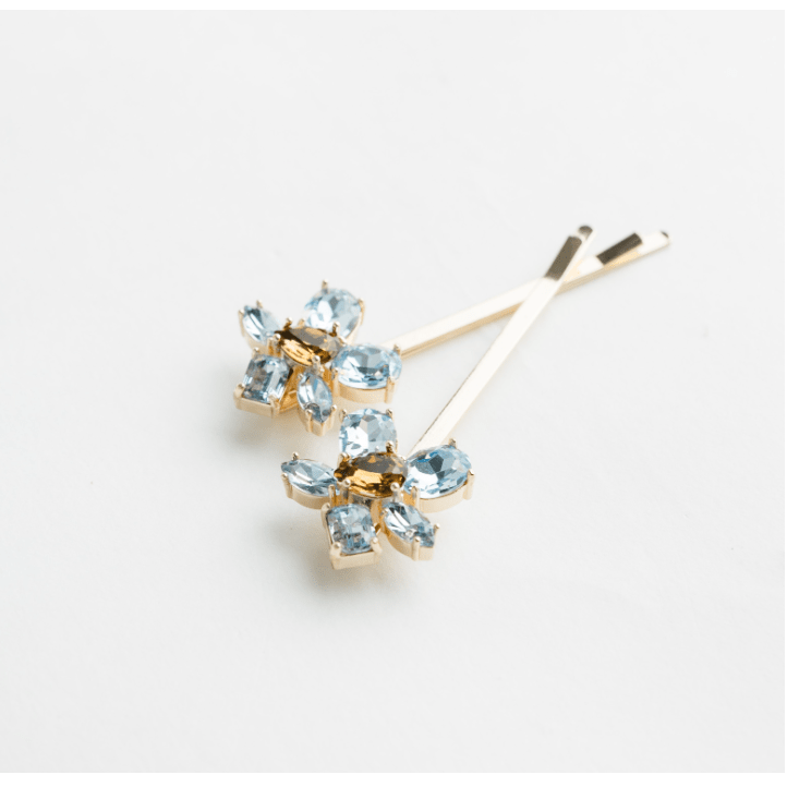 Sky Flower Bobby Pair - White Farmhouse Flowers