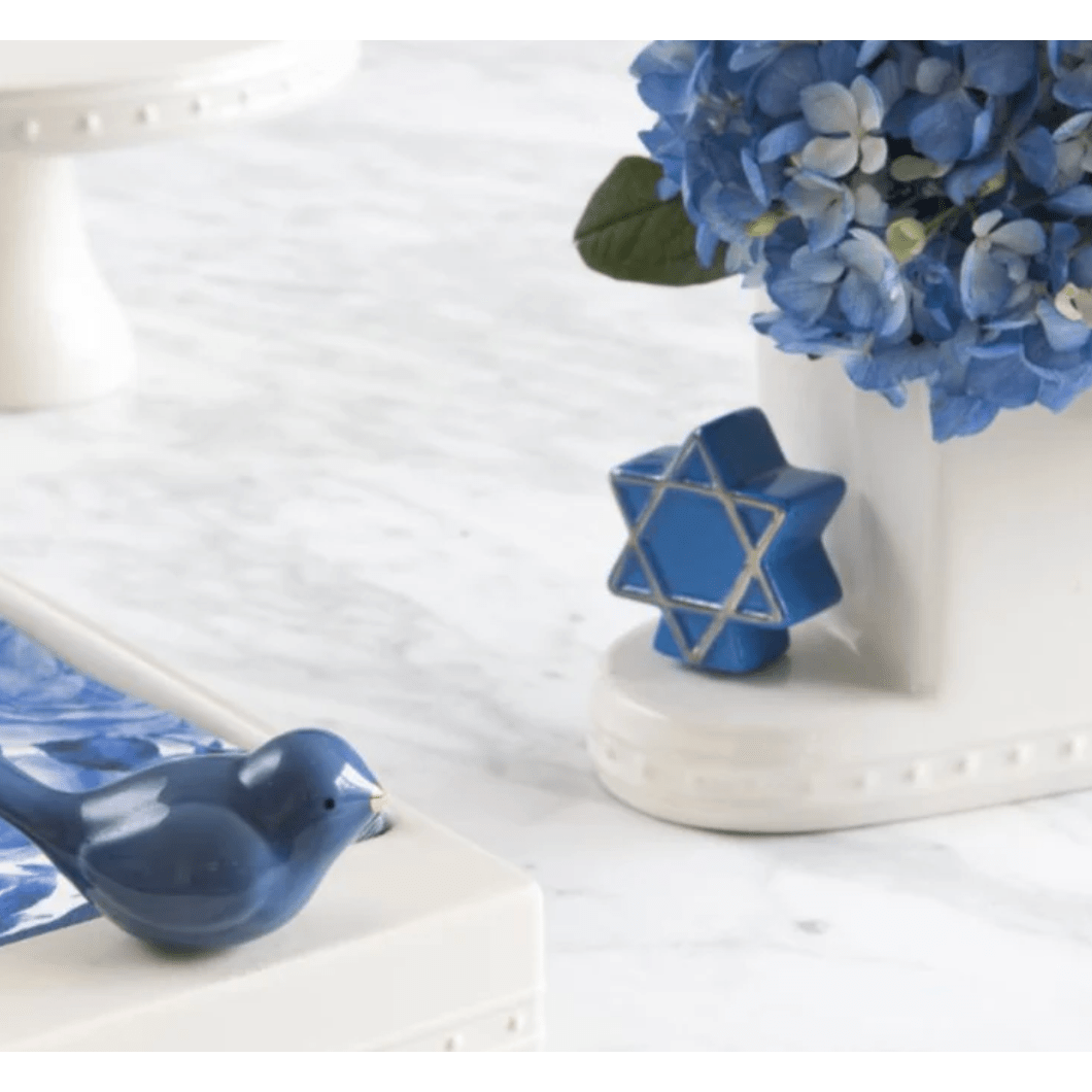 Star of David Mini - White Farmhouse Flowers