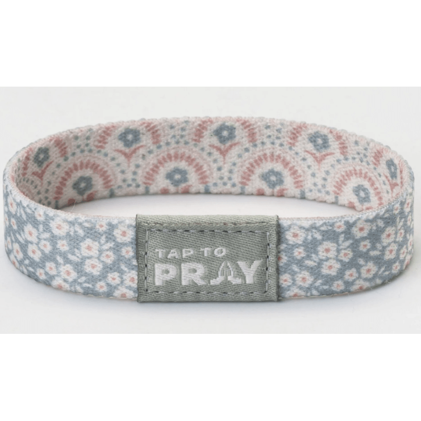 Tap to Pray Wristband - Boho Bouquet - White Farmhouse Flowers