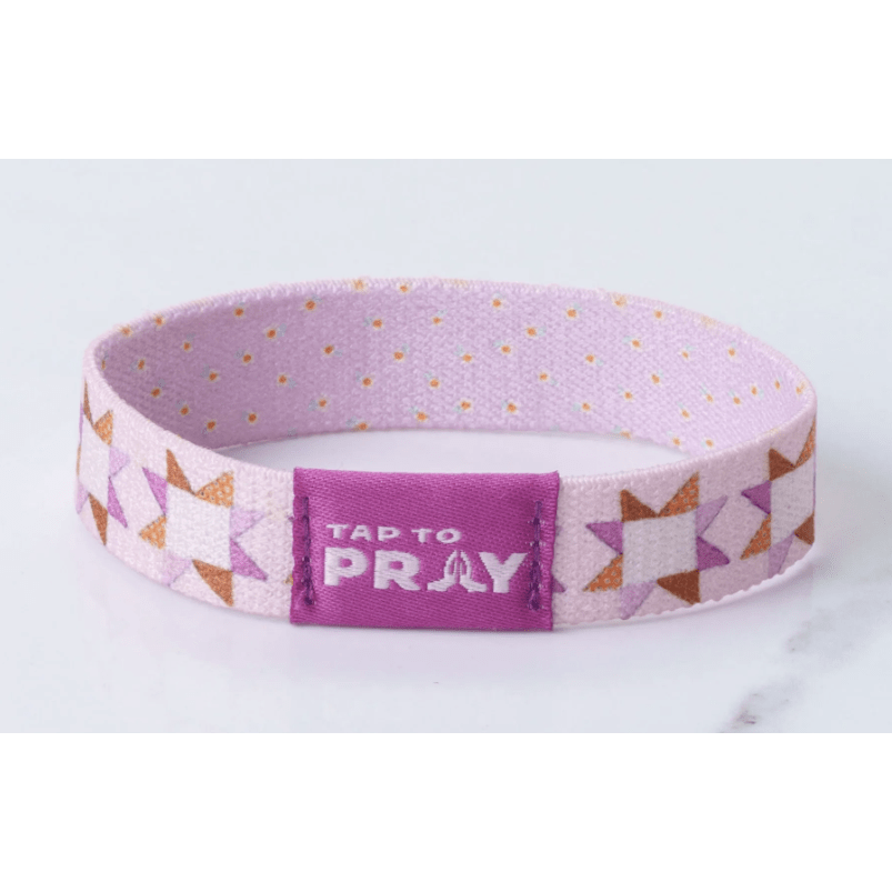Tap to Pray Wristband - Covered by His Promises - White Farmhouse Flowers