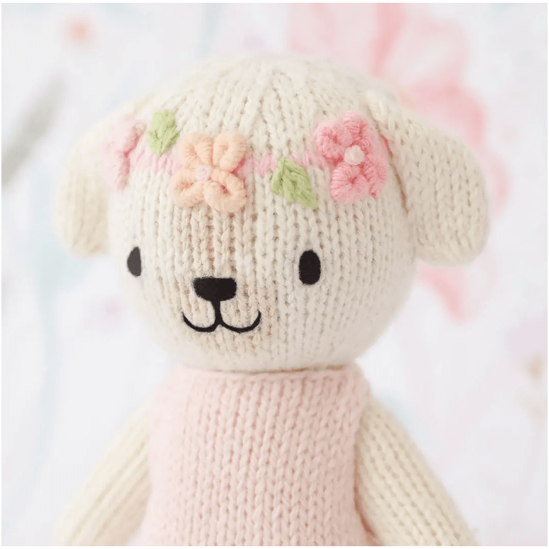 Tiny Charlotte the Dog - White Farmhouse Flowers