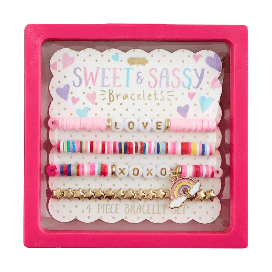 Xoxo Beaded Bracelet - White Farmhouse Flowers