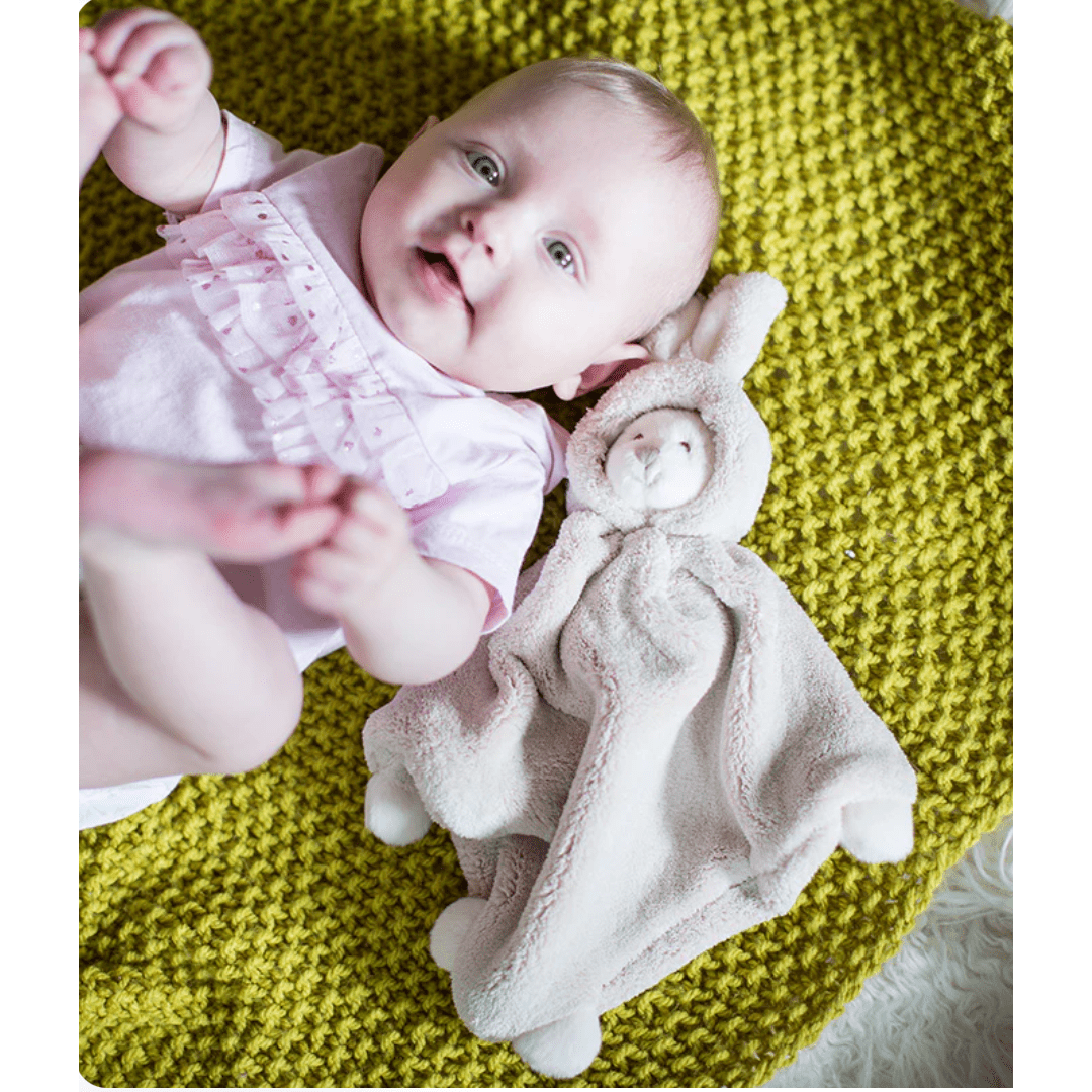 Ziggy Blankie - Tan - White Farmhouse Flowers