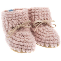 Sweater Moccs.
